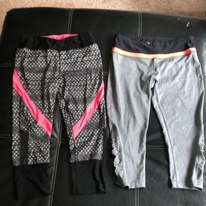 2 pairs of workout capri leggings